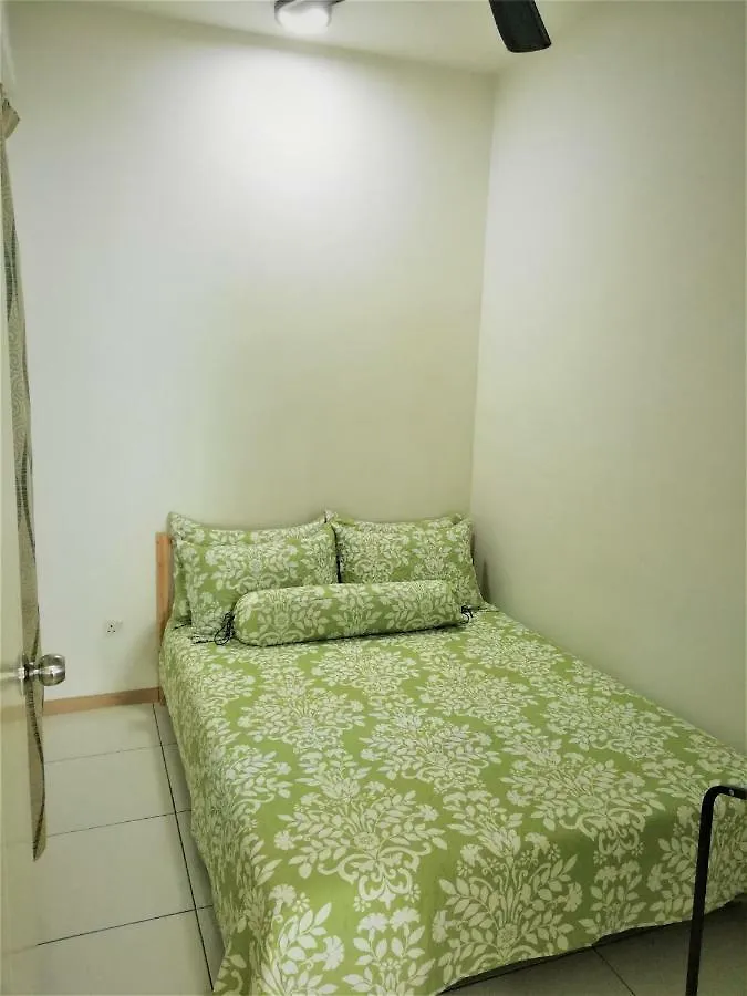 Guesthouse At Shah Alam Homestay