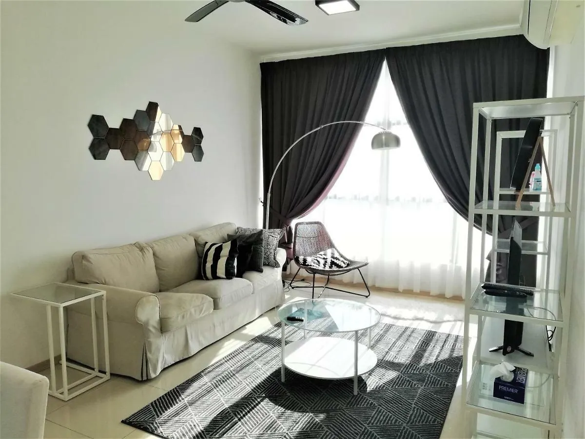 Guesthouse At Shah Alam Homestay